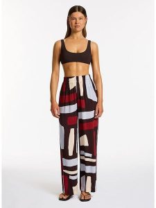 Jets Spodnie w kolorze bordowo-błękitno-kremowym rozmiar: S. Czerwone spodnie z wysokim stanem Jets, bez wzorów, z materiału, z podwyższonym stanem. Za 210,32 zł.