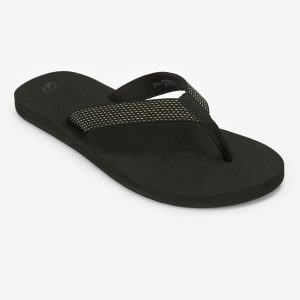 Second Life - Japonki damskie Decathlon 550 - Stan Doskonały. Czarne klapki DECATHLON, bez wzorów, z materiału, bez obcasa, na płaskiej podeszwie. Za 58,99 zł.