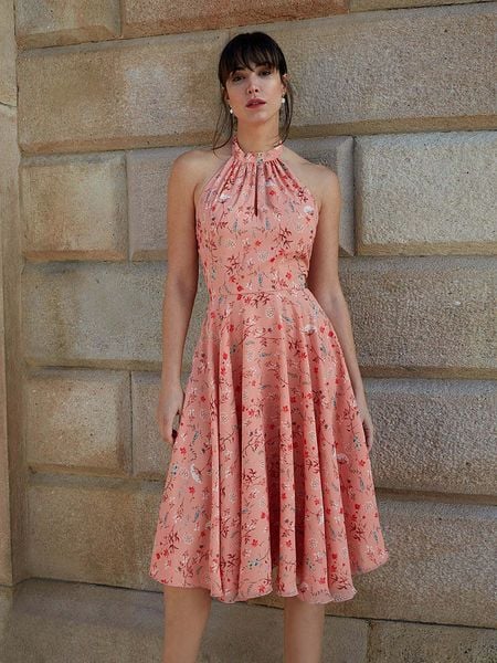 Ceylan Sukienka w kolorze jasnoróżowym rozmiar: XS. Różowe sukienki Ceylan, xs, bez wzorów, bez kołnierzyka, bez ramiączek, midi. Za 236,05 zł.