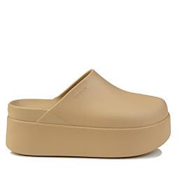 Klapki damskie Crocs DYLAN PLATFORM CLOG. Brązowe klapki Crocs, bez wzorów, bez obcasa. Za 239,00 zł.