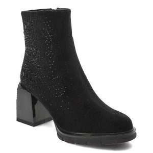 Czarne Botki S.Barski Eleganckie Obuwie Damskie. Czarne botki S.BARSKI, bez wzorów, z jeansu, bez obcasa, na obcasie, bez zapięcia. Za 239,00 zł.