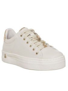 Patrizia Pepe Skórzane sneakersy w kolorze kremowym rozmiar: 37. Brązowe trampki Patrizia Pepe, z aplikacjami, bez zapięcia. Za 483,45 zł.