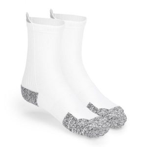 Skarpety do bieganie Under Armour Ad Run Cushion 1Pk Mid. Białe skarpetki Under Armour, bez wzorów. Za 56,99 zł.