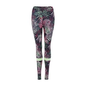 Legginsy do pływania damskie Protest Prtsaos. Czerwone legginsy Protest, bez wzorów. Za 297,00 zł.
