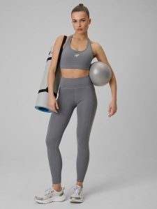 4F Legginsy treningowe szybkoschnące damskie - szare XS. Szare legginsy 4f, bez wzorów, z podwyższonym stanem, długie. Za 149,99 zł.
