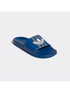 Adidas Klapki "Adilette" w kolorze granatowym rozmiar: 43. Niebieskie klapki ADIDAS, bez wzorów, z otwartym noskiem, bez obcasa. Za 118,45 zł.