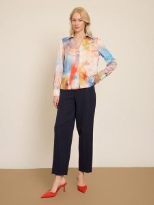 BGN Koszula ze wzorem rozmiar: 38. Koszule BGN, bez wzorów, bez kołnierzyka, bez ramiączek. Za 108,99 zł.