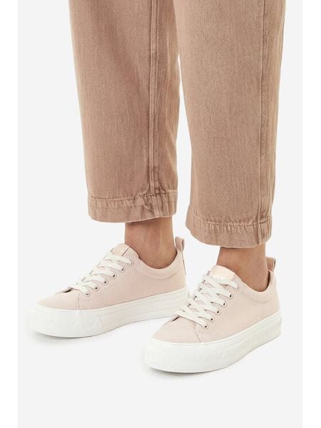 Roxy Trampki CWBEOB-V12908 Beżowy. Brązowe trampki Roxy, bez wzorów, z materiału, bez zapięcia. Za 119,99 zł.