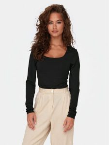 ONLY Bluzka Lea 15302647 Czarny Slim Fit. Czarne bluzki ONLY, s, bez wzorów, z syntetyku, bez kołnierzyka, bez ramiączek. Za 119,99 zł.