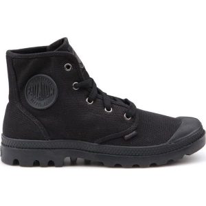 Buty Palladium Pampa Hi W 92352-060-M czarne. Czarne trampki bez wzorów, z materiału, przed kolano, bez zapięcia. Za 517,53 zł.