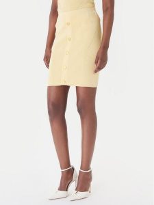 Marciano Guess Spódnica mini G6GD09 Z0628 Żółty Classic Fit. Żółte spódnice Marciano Guess, xs, z aplikacjami, z wiskozy, mini. Za 450,99 zł.