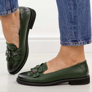 Zielone półbuty damskie Jezzi 25128-3. Zielone półbuty Jezzi, na jesień, bez wzorów, z jeansu, z okrągłym noskiem, bez obcasa, na płaskiej podeszwie, bez zapięcia. Za 199,00 zł.