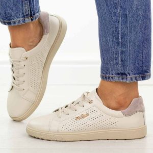 Beżowe skórzane półbuty damskie Filippo Dp6738/26. Brązowe półbuty Filippo, na lato, bez wzorów, z jeansu, bez obcasa, na płaskiej podeszwie, bez zapięcia. Za 229,00 zł.