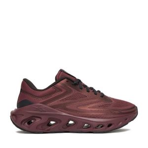 Buty do biegania Reebok. Czerwone buty sportowe Reebok, bez wzorów, bez zapięcia, do biegania. Za 289,99 zł.
