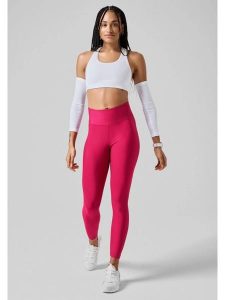 Legginsy Damskie Fitness Casall Z Wysokim Stanem. Czerwone legginsy Casall, bez wzorów, z materiału, z podwyższonym stanem, długie. Za 238,60 zł.