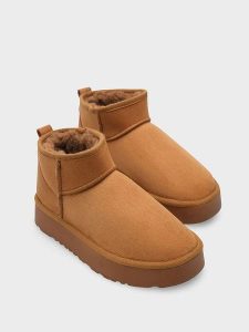 Trendyol Botki zimowe w kolorze jasnobrązowym rozmiar: 38. Brązowe botki Trendyol, na zimę, bez wzorów, bez obcasa, bez zapięcia. Za 165,99 zł.