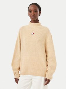 Tommy Jeans Sweter Badge DW0DW23349 Beżowy Relaxed Fit. Brązowe swetry klasyczne Tommy Jeans, l, z jeansu, bez kołnierzyka. Za 449,99 zł.