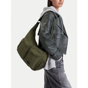 Torebka G-Star. Brązowe listonoszki G-Star, bez wzorów, bez dodatków. Za 199,99 zł.