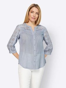 Heine Bluzka w kolorze błękitnym rozmiar: 44. Niebieskie bluzki Heine, bez wzorów, z bawełny, bez kołnierzyka, bez ramiączek. Za 117,45 zł.