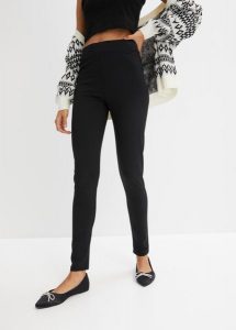 Legginsy termiczne high waist, z szerokim, wygodnym paskiem. Czarne legginsy bonprix, bez wzorów, z podwyższonym stanem. Za 99,99 zł.