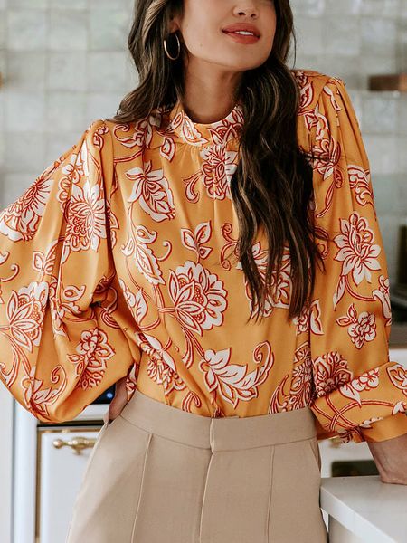 Milan Kiss Bluzka w kolorze musztardowym rozmiar: M. Żółte bluzki Milan Kiss, m, bez wzorów, bez kołnierzyka, bez ramiączek. Za 143,90 zł.