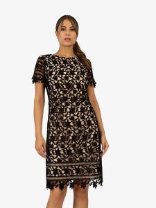 APART Sukienka w kolorze czarno-beżowym rozmiar: 36. Brązowe sukienki Apart, na co dzień, bez wzorów, z koronki, bez kołnierzyka, bez ramiączek, midi, proste. Za 187,99 zł.