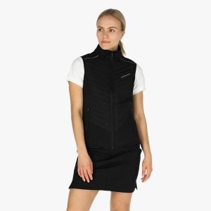 Ocieplana kamizelka treningowa damska Swedemount On Course Vest wodoodporna. Czarne kamizelki SWEDEMOUNT, bez wzorów, bez kołnierzyka, bez ramiączek, bez kaptura. Za 249,99 zł.