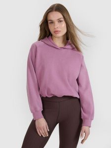 4F Bluza dresowa cropped nierozpinana z kapturem damska 4F x Anna Lewandowska - różowa M. Czerwone bluzy 4f, m, bez wzorów, z bawełny, z kapturem. Za 149,99 zł.