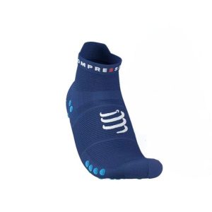 Skarpety Compressport Pro Racing Socks v4.0 Run Low. Niebieskie skarpetki Compressport, bez wzorów. Za 70,99 zł.