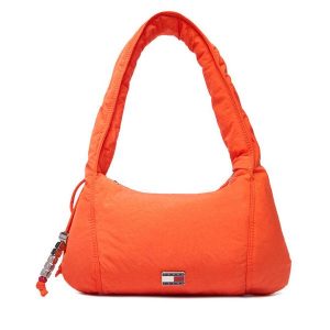 Torebka Tommy Jeans. Brązowe torebki klasyczne Tommy Jeans, bez wzorów, z jeansu, bez dodatków. Za 369,99 zł.