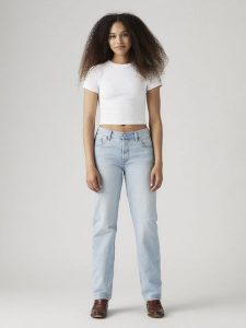 Levi's Dżinsy "501 '90S" - Mom fit - w kolorze błękitnym rozmiar: W24/L32. Niebieskie jeansy Levi's®, z aplikacjami, z bawełny, z podwyższonym stanem. Za 210,32 zł.