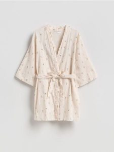 Szlafrok z lnem - kremowy. Białe szlafroki Reserved, l, bez wzorów, z tkaniny, bez kaptura. Za 149,99 zł.