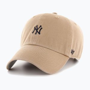 Czapka z daszkiem 47 Brand MLB New York Yankees Base Runner CLEAN UP. Brązowe czapki 47 Brand, bez wzorów. Za 89,99 zł.