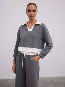 BGN Bluzka w kolorze szarym rozmiar: 38. Szare bluzki BGN, bez wzorów, bez kołnierzyka, bez ramiączek. Za 126,75 zł.