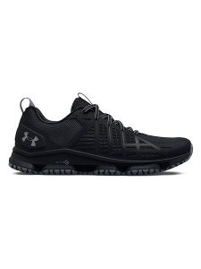 Under Armour Sneakersy w kolorze czarnym rozmiar: 39. Czarne trampki Under Armour, bez wzorów, bez zapięcia. Za 295,66 zł.
