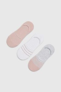 Skarpety 3-pack. Skarpetki MOODO, bez wzorów, z bawełny. Za 34,99 zł.