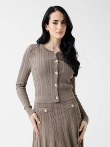 Guess Sweter 183559 Beżowy Classic Fit. Brązowe swetry klasyczne Guess, l, bez kołnierzyka. Za 474,99 zł.