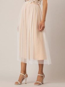 APART Spódnica w kolorze kremowym rozmiar: 42. Brązowe spódnice Apart, bez wzorów, midi. Za 234,38 zł.