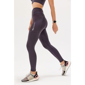 Damskie getry legginsy do biegania Rough Radical Fusion Long. Czarne legginsy ROUGH RADICAL, bez wzorów. W wyprzedaży za 161,42 zł.