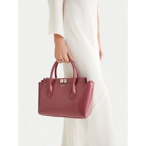 Torebka Lasocki. Czerwone kuferki Lasocki, bez wzorów, bez dodatków. Za 169,99 zł.