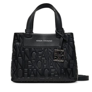Torebka Armani Exchange. Czarne torebki klasyczne Armani Exchange, bez wzorów, bez dodatków. Za 589,99 zł.