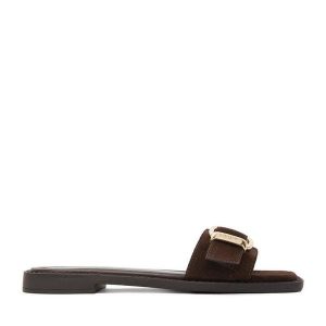 Klapki Beverly Hills Polo Club. Brązowe klapki Beverly Hills Polo Club, bez wzorów, bez obcasa. Za 249,99 zł.