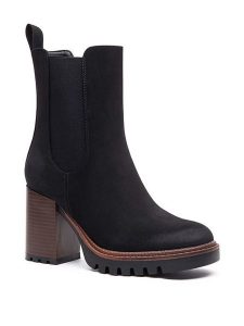 Foreverfolie Botki w kolorze czarnym rozmiar: 37. Czarne botki Foreverfolie, bez wzorów, bez obcasa, bez zapięcia. Za 130,99 zł.