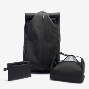 Second Life - Plecak Newfeel Activ Mblty Brooklyn 27 l +... - Stan Bardzo Dobry. Czarne plecaki NEWFEEL. Za 261,99 zł.