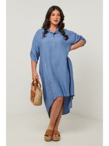 Curvy Lady Sukienka w kolorze niebieskim rozmiar: 44/46. Niebieskie sukienki Curvy Lady, bez wzorów, klasyczne, bez kołnierzyka, bez ramiączek, midi. Za 162,49 zł.