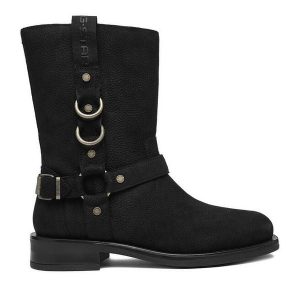 Botki G-Star Raw. Czarne botki G-Star Raw, bez wzorów, bez obcasa, na płaskiej podeszwie, bez zapięcia. Za 529,99 zł.