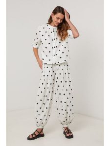 Lin Passion Koszula w kolorze białym rozmiar: 38/40. Białe koszule Lin Passion, bez wzorów, z bawełny, bez kołnierzyka, bez ramiączek. Za 108,99 zł.