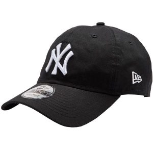 Czapka z daszkiem damska 9TWENTY League Essentials New York Yankees Cap. Czarne czapki New Era, bez wzorów, sportowe. Za 99,99 zł.