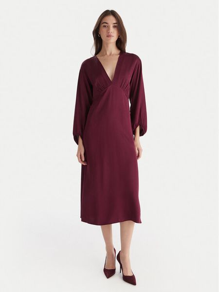 ViCOLO Sukienka koktajlowa TF0250 Bordowy Regular Fit. Czerwone kombinezony ViCOLO, l, bez wzorów, z wiskozy, wizytowe, bez kołnierzyka, bez ramiączek. Za 199,99 zł.