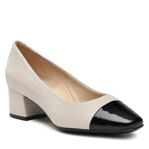 Półbuty Caprice. Białe czółenka Caprice, bez wzorów, bez obcasa, na obcasie, bez zapięcia. Za 319,99 zł.